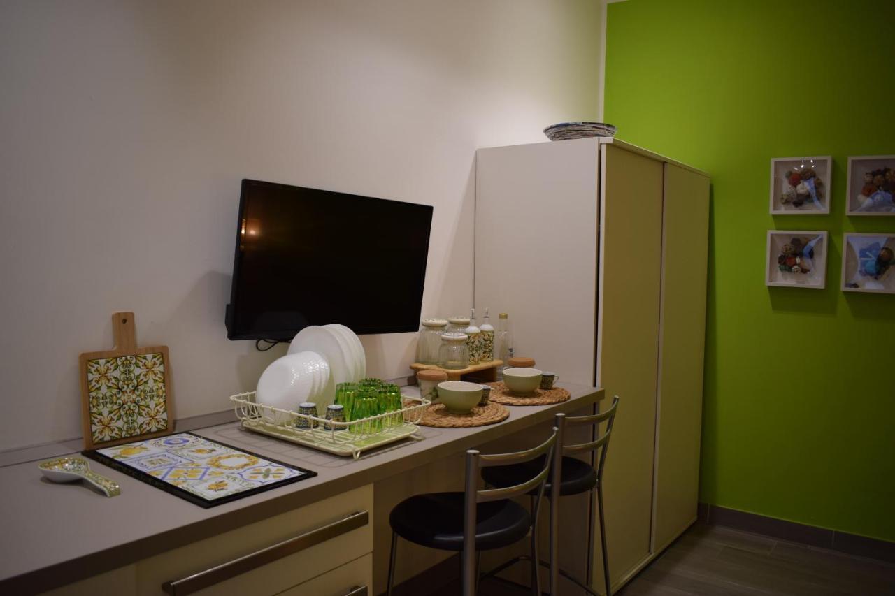 דירות נאפולי La Casita Nel Bosco מראה חיצוני תמונה